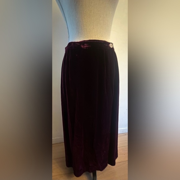 Vintage Saks Fifth Avenue Velvet Jacket & Skirt Sz 10 Eggplant Purple Silk Blend - Picture 9 of 15